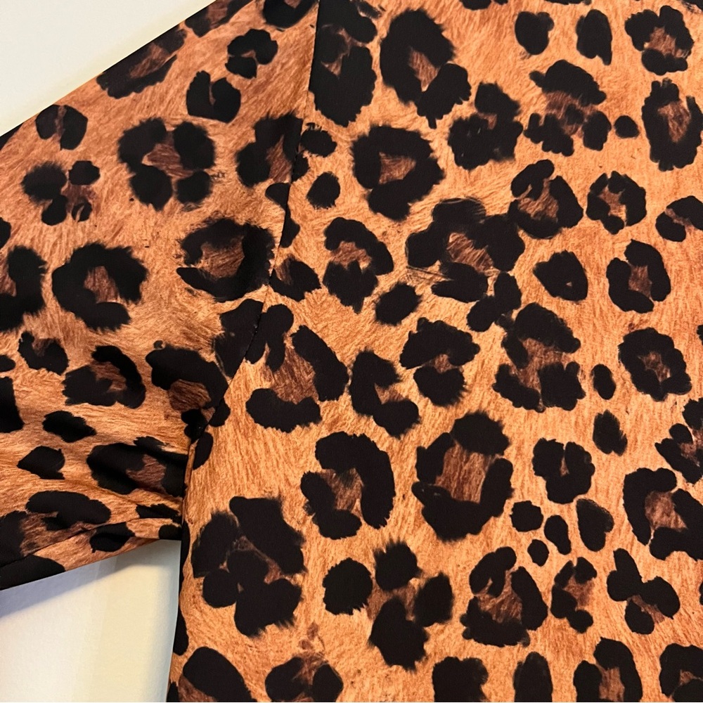 Gianni Bini Leopard V-Neck Tunic/Dress Small Wrap dress - Picture 9 of 13